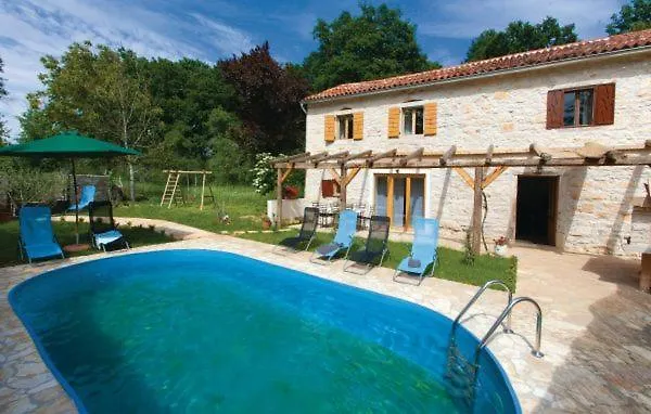 Villa 704 Batlug